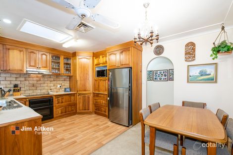 Property photo of 27 Sunland Crescent Mount Riverview NSW 2774