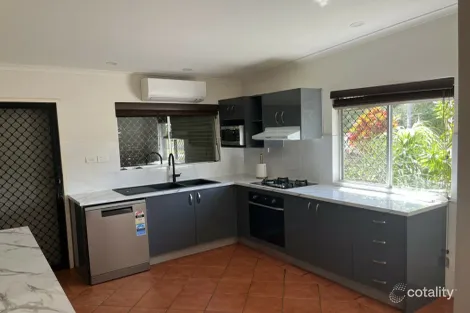 11 Tee St, Yorkeys Knob, QLD 4878