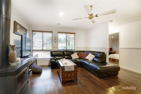 Property photo of 8 Malmsbury Crescent Rowville VIC 3178