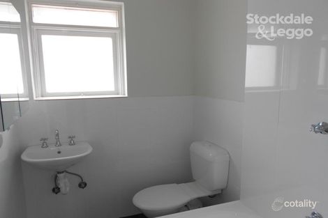 Property photo of 15/9 Park Avenue Glen Huntly VIC 3163