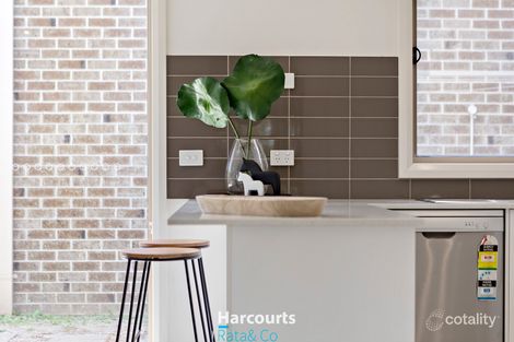 Property photo of 17 Allumba Way Wollert VIC 3750