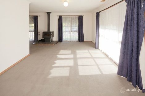 Property photo of 47 Lesdon Avenue Cranbourne VIC 3977