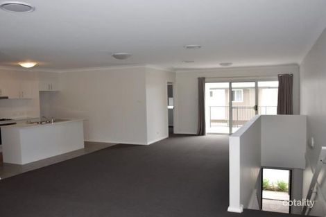 Property photo of 17/28 Cowmeadow Road Mount Hutton NSW 2290