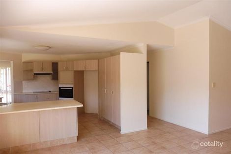 Property photo of 60 Cootharaba Drive Helensvale QLD 4212
