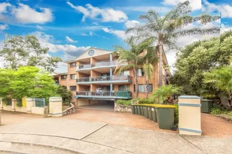 8/2-6 Priddle St, Westmead, NSW 2145