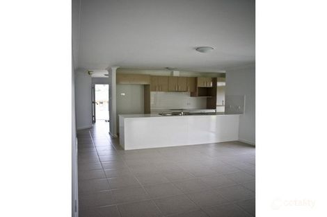 Property photo of 35 Farrier Crescent Hamlyn Terrace NSW 2259