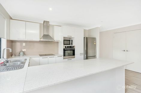 Property photo of 11 Burns Circuit Augustine Heights QLD 4300