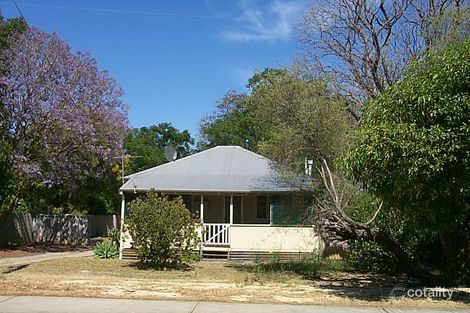 33 Wungong Rd, Armadale, WA 6112