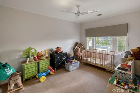 Property photo of 4 Bateson Court Drouin VIC 3818