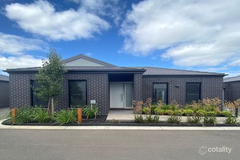 6/47 Waterhaven Bvd, Point Cook, VIC 3030