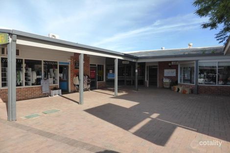 76 Dandaloo St, Narromine, NSW 2821