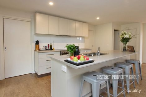 Property photo of 16 Cricket Street Mansfield VIC 3722