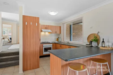 Property photo of 3 Ninian Close Watanobbi NSW 2259