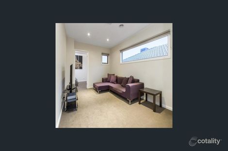 Property photo of 227A Lawrence Road Mount Waverley VIC 3149