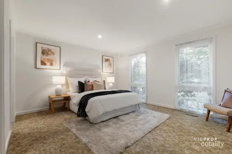 Property photo of 21 Maidstone Place Ferntree Gully VIC 3156