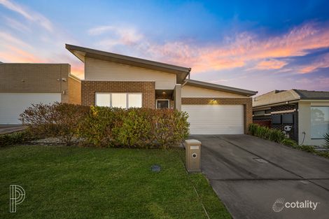 6 Edna Thompson Cres, Casey, ACT 2913