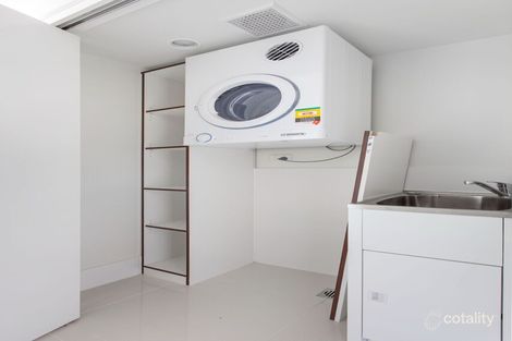 Property photo of 65 Ronald Street Wynnum QLD 4178