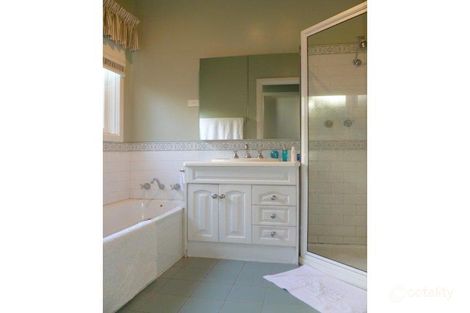 Property photo of 64 Wellman Street Box Hill South VIC 3128