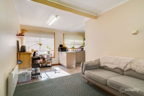 Property photo of 2/187 Retreat Road Spring Gully VIC 3550