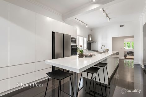 Property photo of 1/27 Leaburn Avenue Caulfield North VIC 3161