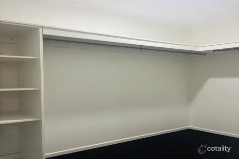 Property photo of 69 Makybe Diva Drive Ooralea QLD 4740