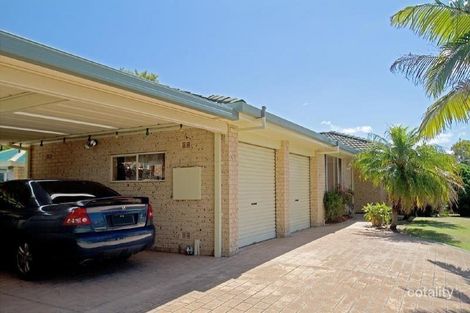 Property photo of 18 Karwin Close Buff Point NSW 2262