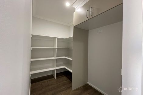 Property photo of 17 Stringybark Drive Donnybrook VIC 3064