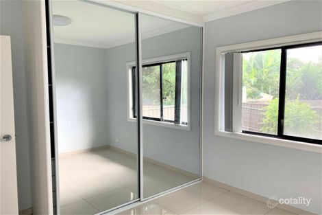 8a Ivy St, Toongabbie, NSW 2146