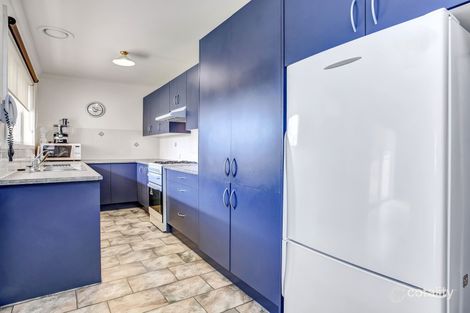 Property photo of 42 Flynn Crescent Coolaroo VIC 3048