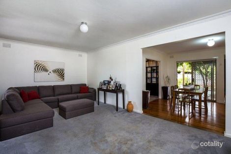 Property photo of 3 Tangemere Avenue Tullamarine VIC 3043
