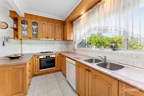 Property photo of 18 Ventnor Street Chadstone VIC 3148