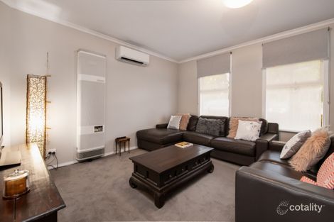 Property photo of 4 Penny Lane Berwick VIC 3806