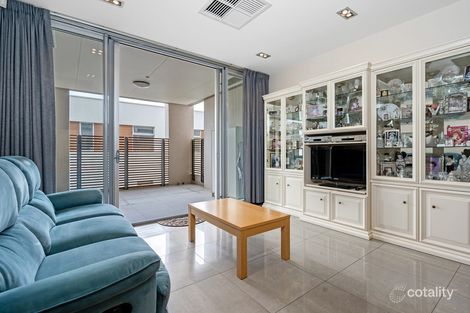 Property photo of 16/8-9 North Esplanade Glenelg North SA 5045