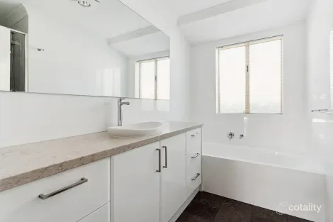 Property photo of 44 Dean Road Bateman WA 6150