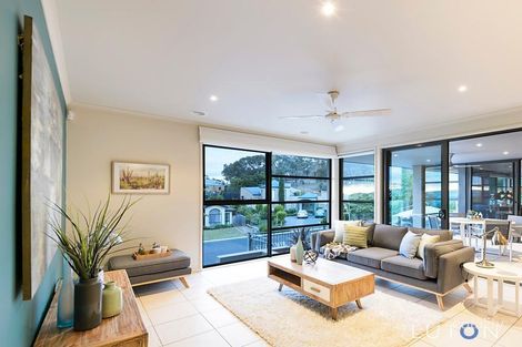 Property photo of 10 Nicholii Loop Jerrabomberra NSW 2619
