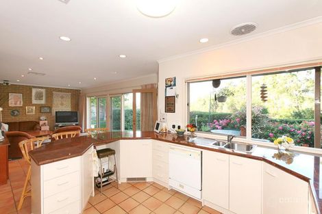 Property photo of 13 Parklands Close Donvale VIC 3111