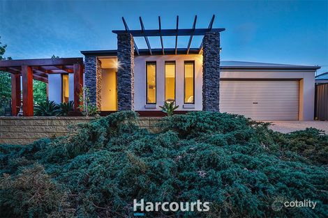 Property photo of 8 Huron Parkway Pakenham VIC 3810