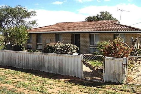 213 Fourth St, Wonthella, WA 6530