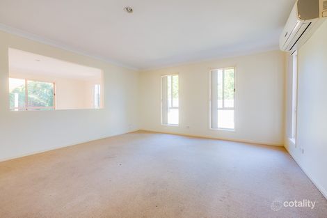 Property photo of 30 Naracoorte Place Parkinson QLD 4115