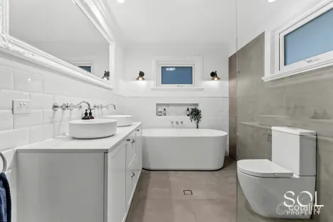 Property photo of 81 Maundrell Terrace Chermside West QLD 4032