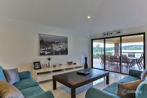 Property photo of 18 Northerly Drive Hodgson Vale QLD 4352