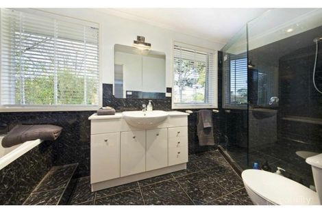 Property photo of 34 Hanby Street Brighton VIC 3186