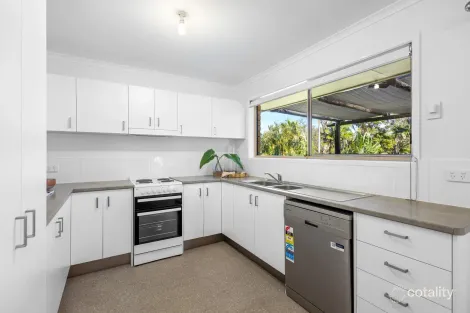 Property photo of 31 Foedera Crescent Tewantin QLD 4565
