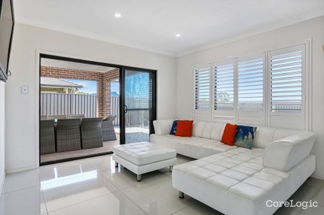 Property photo of 11 Stockyard Crescent Horsley NSW 2530