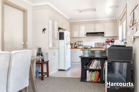 Property photo of 1/17 Maryn Close Berwick VIC 3806