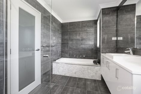 Property photo of 11 Stockyard Crescent Horsley NSW 2530