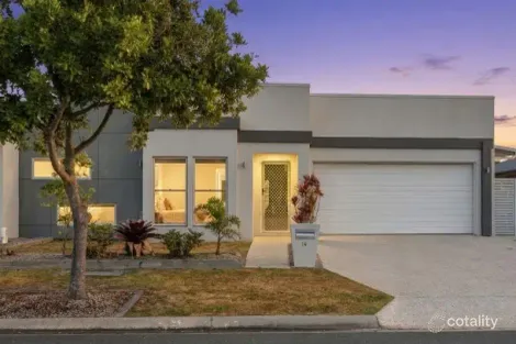 14 Kamala St, Banksia Beach, QLD 4507