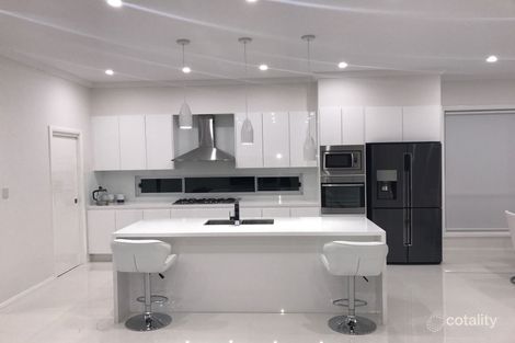 Property photo of 17 Flight Circuit Middleton Grange NSW 2171