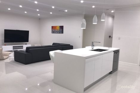 Property photo of 17 Flight Circuit Middleton Grange NSW 2171