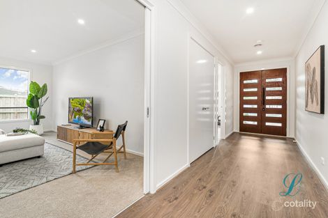 Property photo of 43 Retreat Crescent Sunbury VIC 3429